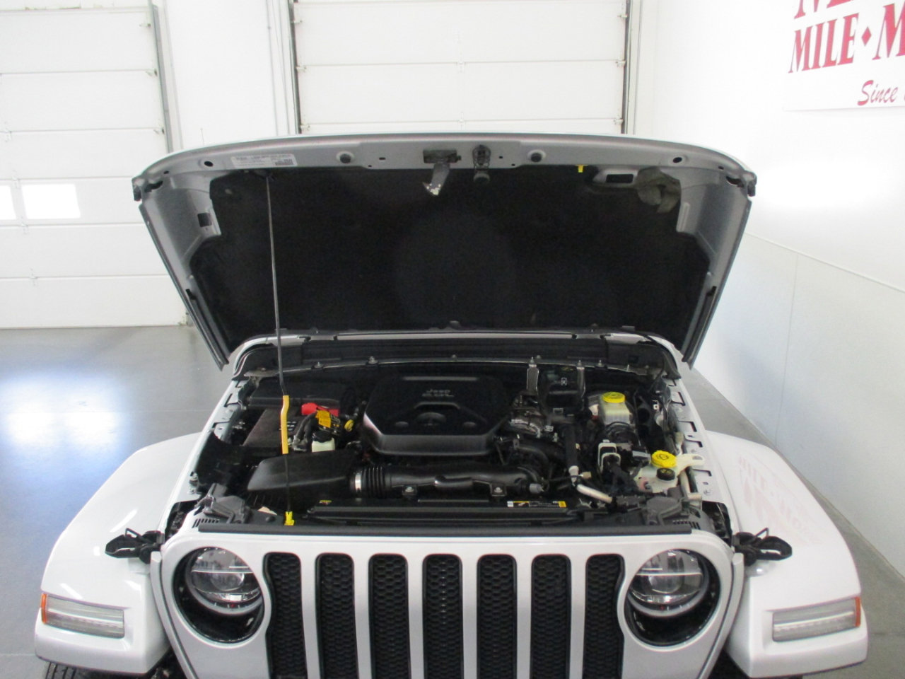 Used 2022 Jeep Wrangler Unlimited Sahara image 28