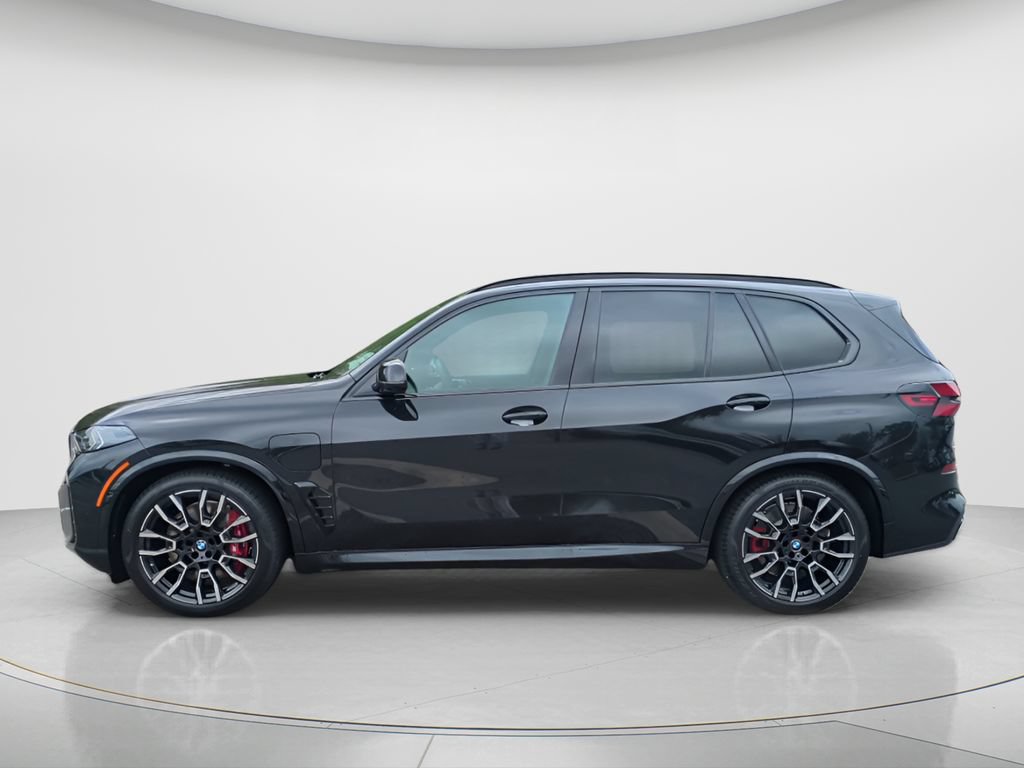 New 2026 BMW X5 xDrive50e w/ Executive Package AWD/4WD image 2