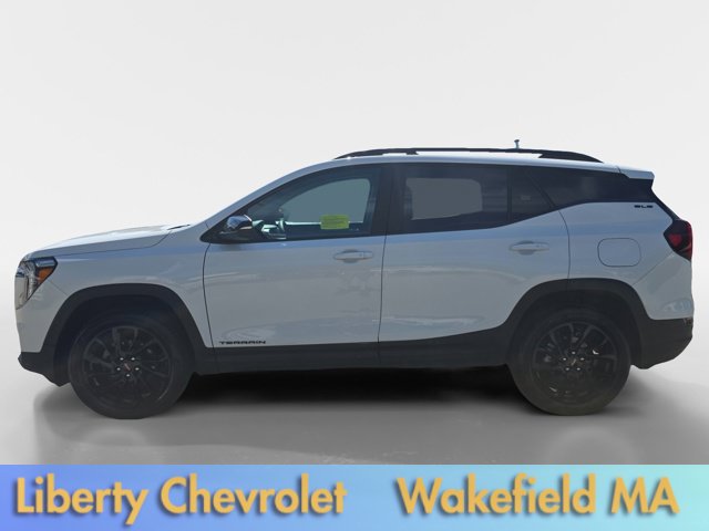 Used 2023 GMC Terrain SLE w/ Driver Convenience Package AWD/4WD image 4