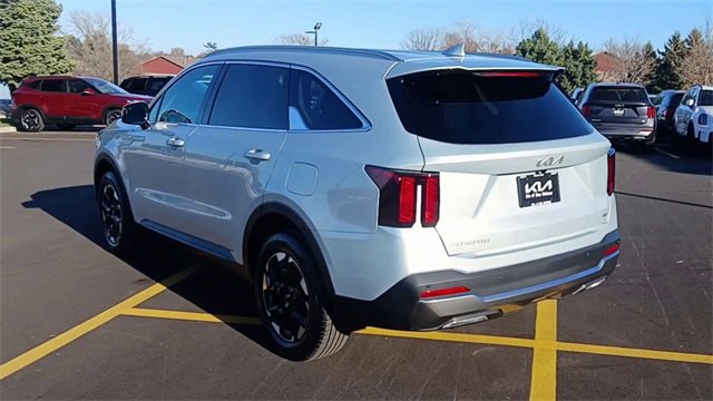 New 2026 Kia Sorento S image 9