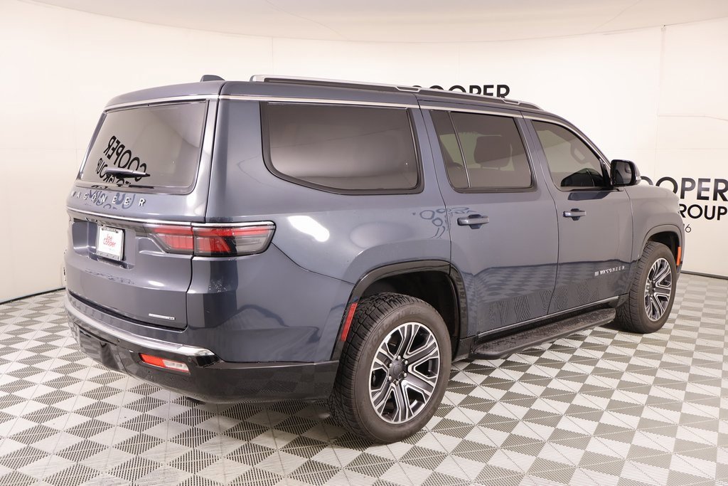 Used 2023 Jeep Wagoneer Series II w/ Flexible Seating Group image 23