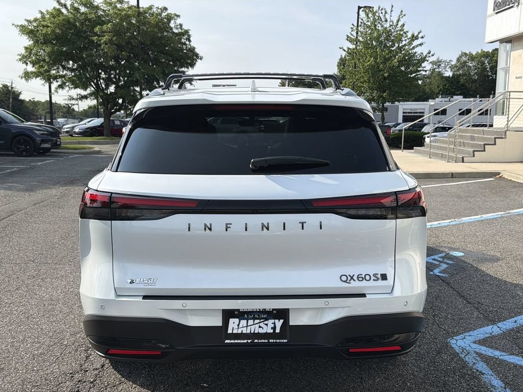 Certified 2026 INFINITI QX60 Sport w/ Dark Cargo Package AWD/4WD image 27