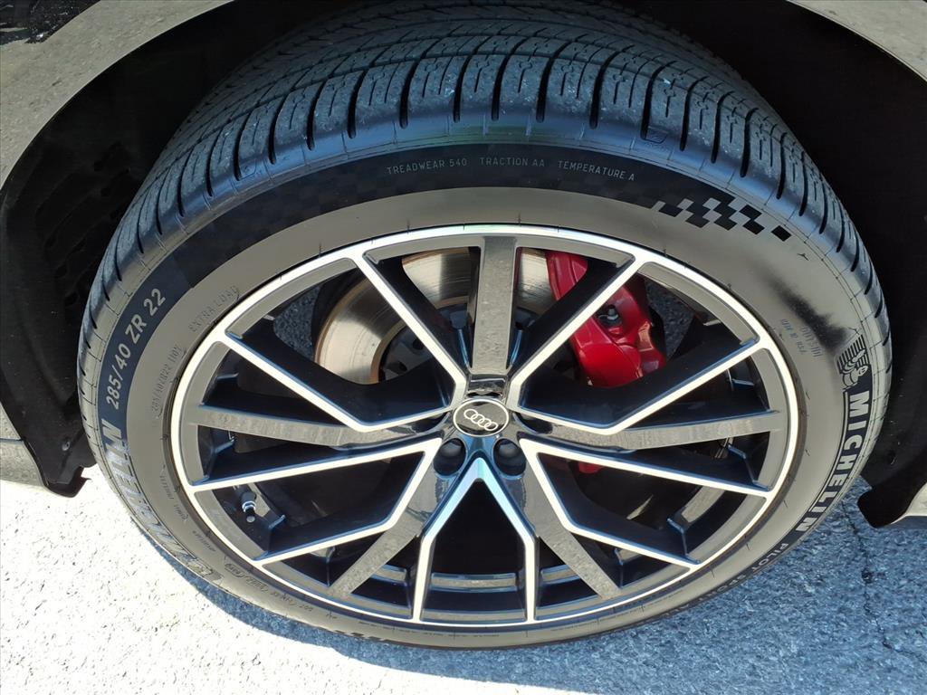 Used 2023 Audi Q8 Premium Plus w/ Premium Plus Package image 11