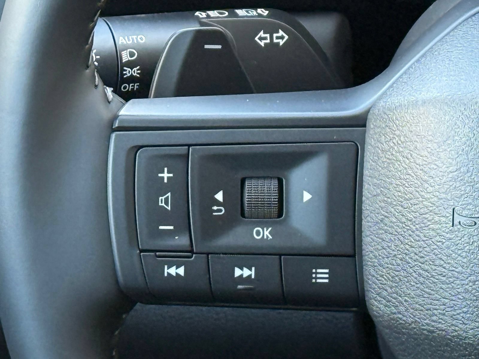 New 2026 Nissan Pathfinder SV AWD/4WD image 28