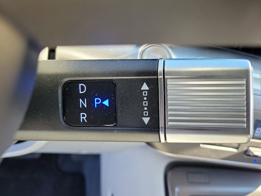 Certified 2025 Hyundai Kona Limited image 27