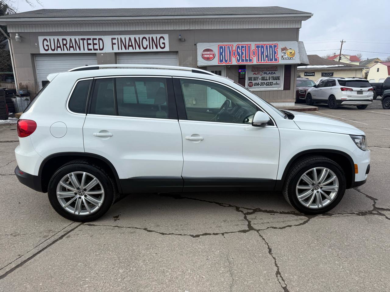 Used 2016 Volkswagen Tiguan SE image 8