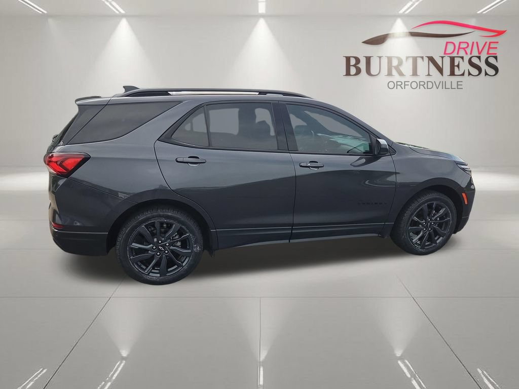 Certified 2022 Chevrolet Equinox RS w/ LPO, Floor Liner Package AWD/4WD image 9