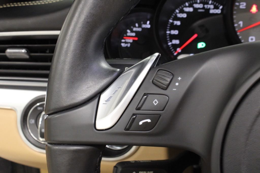 Used 2016 Porsche 911 Carrera S image 20