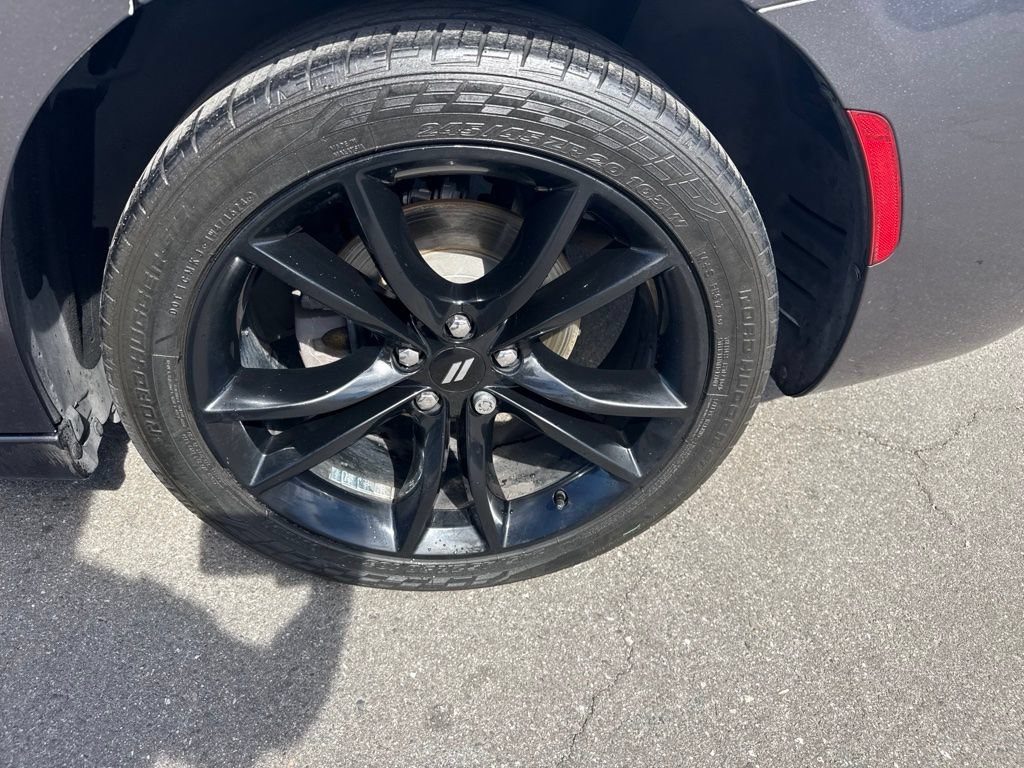 Used 2018 Dodge Charger SXT Plus w/ Blacktop Package RWD image 8