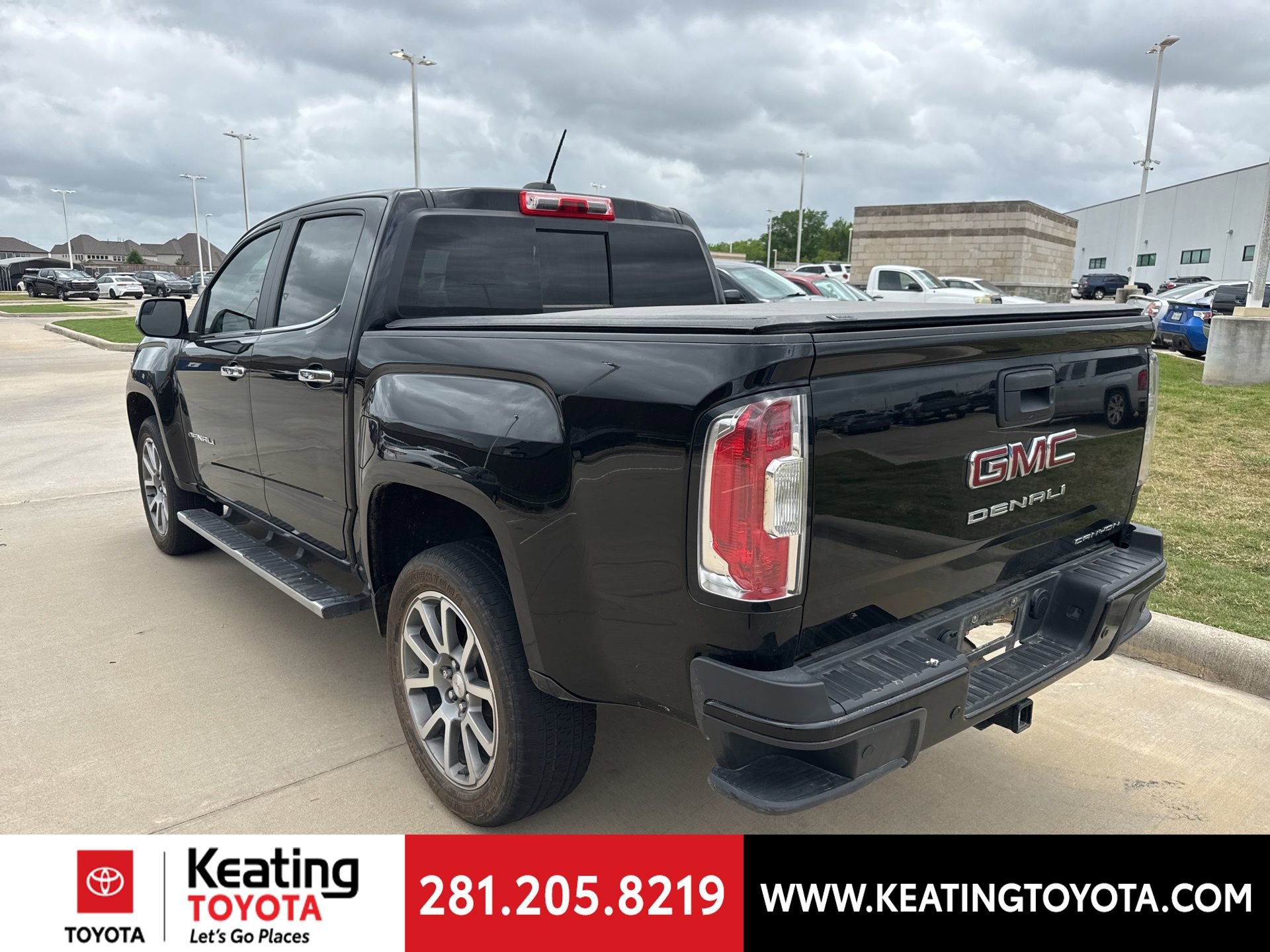 Used 2022 GMC Canyon Denali image 5