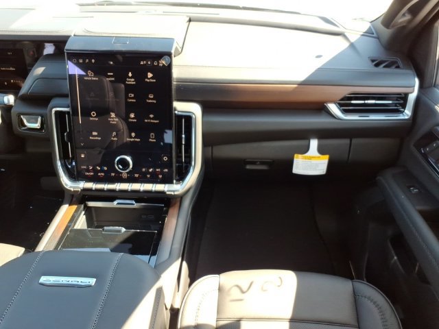 New 2027 GMC Yukon Denali w/ Denali Reserve Package AWD/4WD image 19