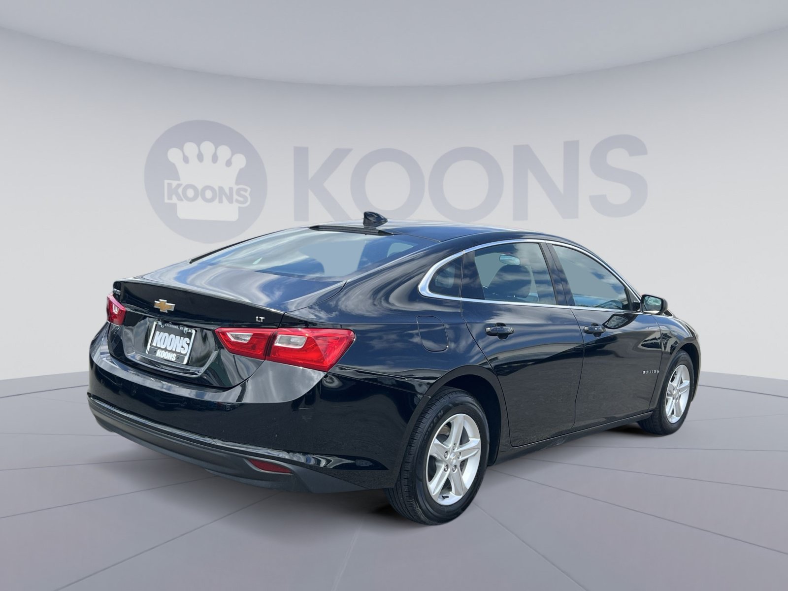 Used 2023 Chevrolet Malibu LT FWD image 11