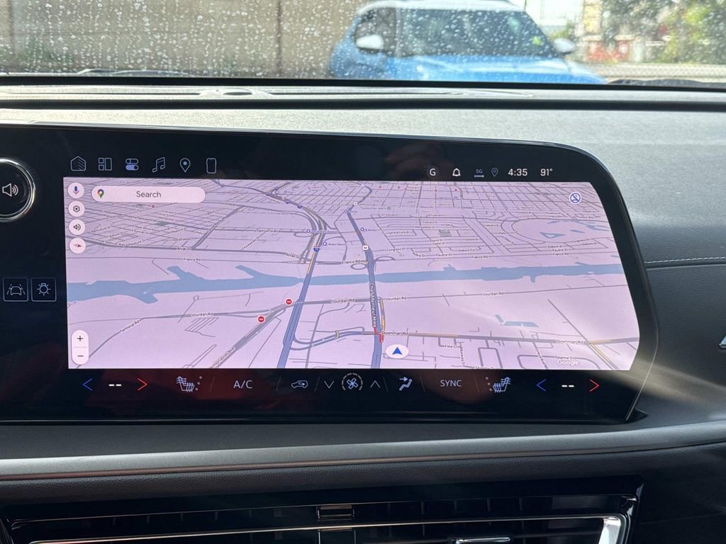 New 2026 Chevrolet Traverse LT image 25