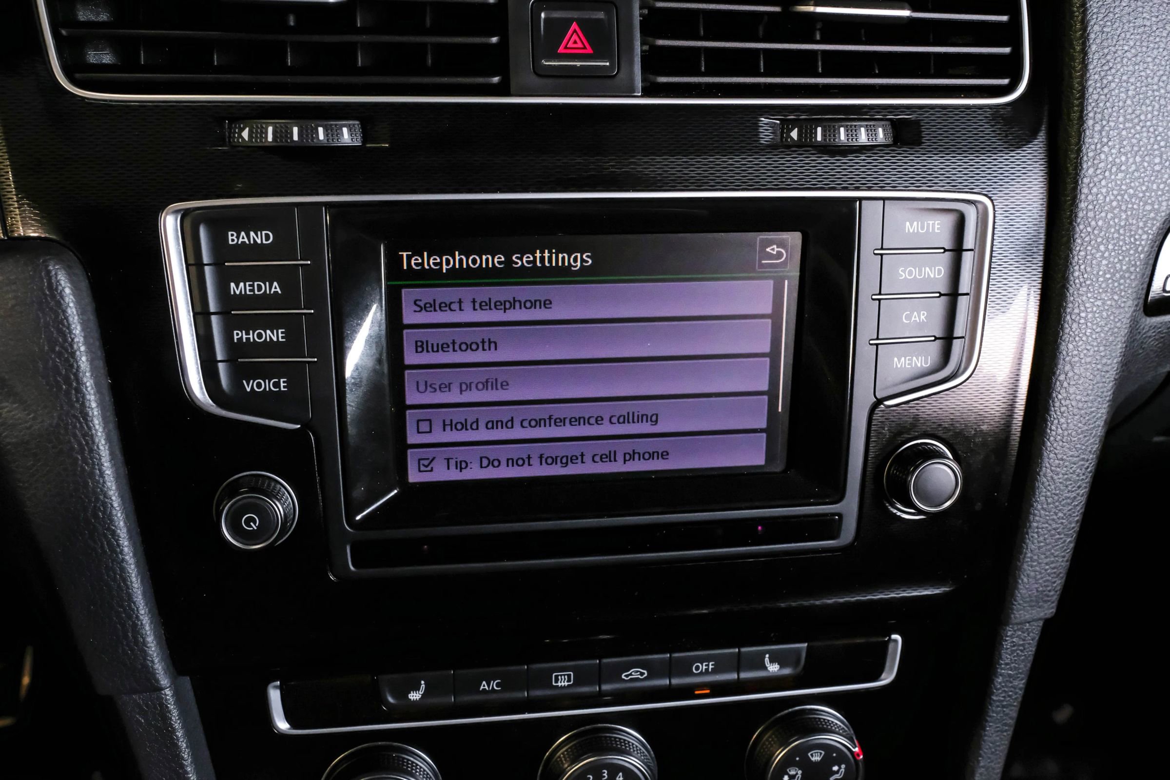 Used 2015 Volkswagen GTI SE FWD image 35