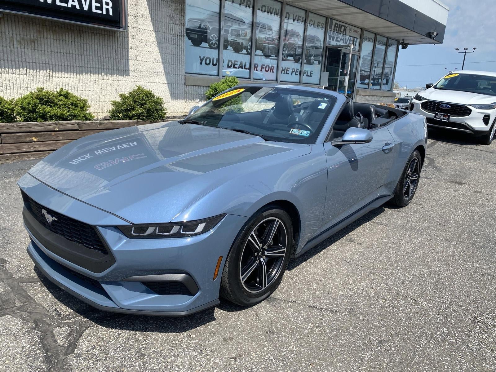 Used 2024 Ford Mustang Premium RWD image 17
