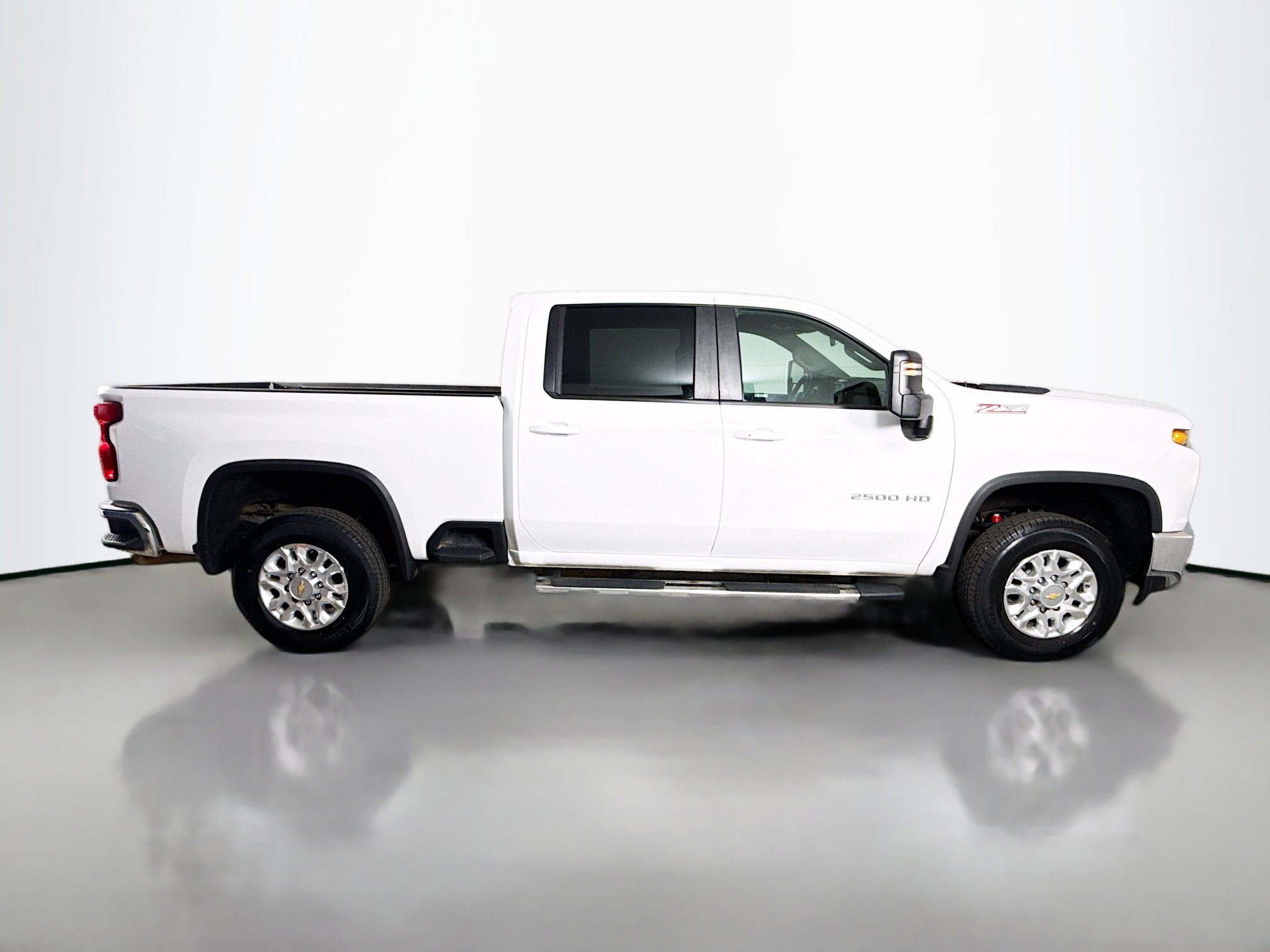 Used 2023 Chevrolet Silverado 2500 LT w/ Convenience Package AWD/4WD image 11