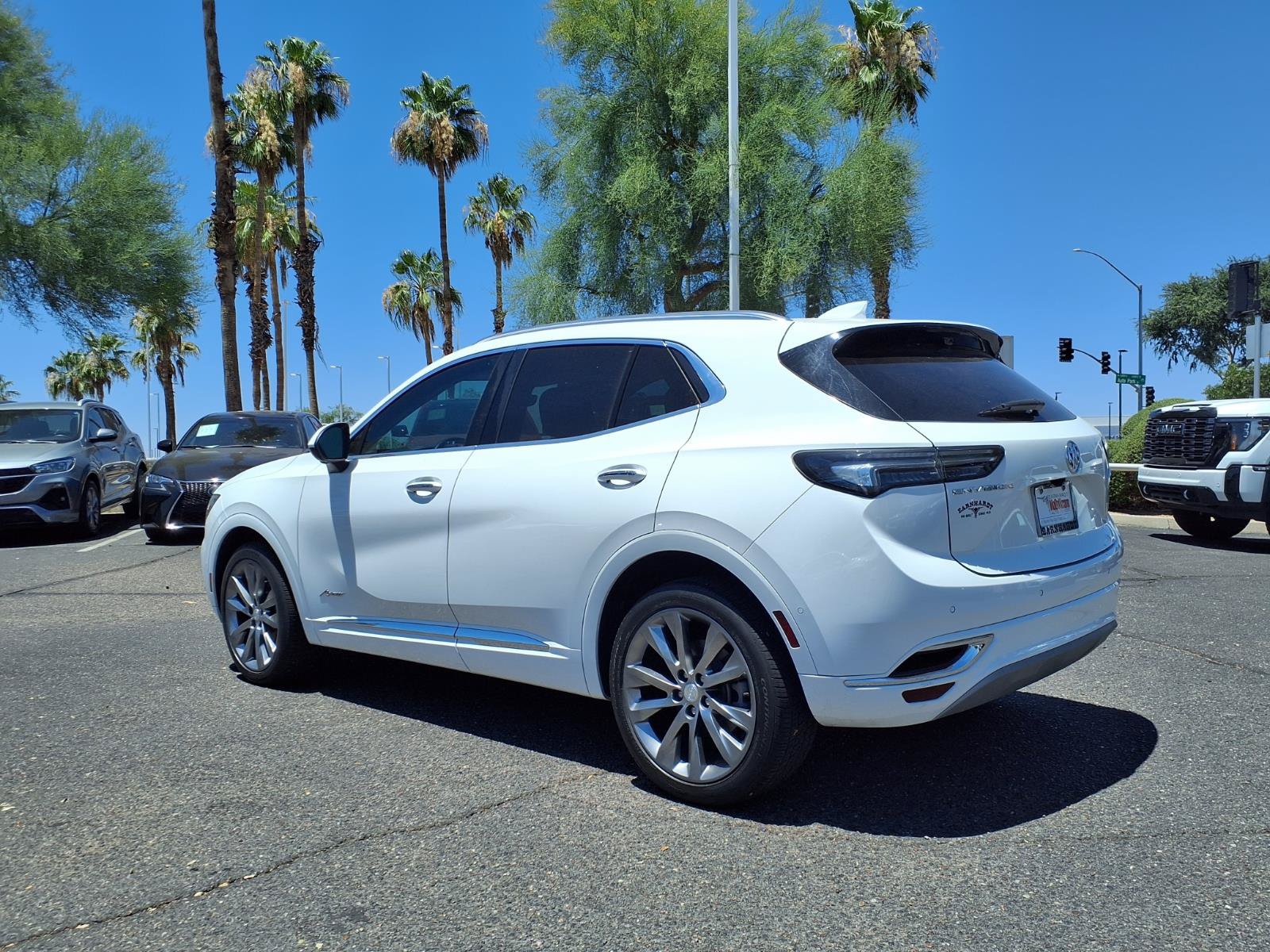 Used 2021 Buick Envision Avenir w/ Technology Package II FWD image 8