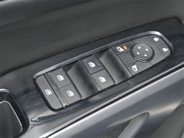 Used 2023 Nissan Pathfinder SL w/ Lighting Package (N92) image 13