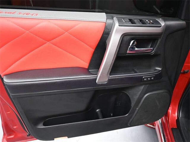 Used 2019 Toyota 4Runner Limited image 6