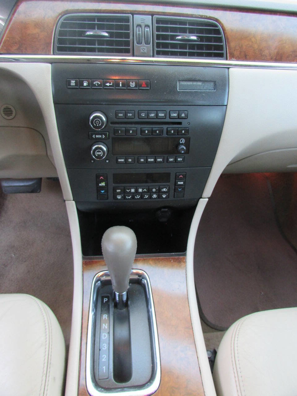 Used 2006 Buick LaCrosse CXL w/ Driver Confidence Package FWD image 21