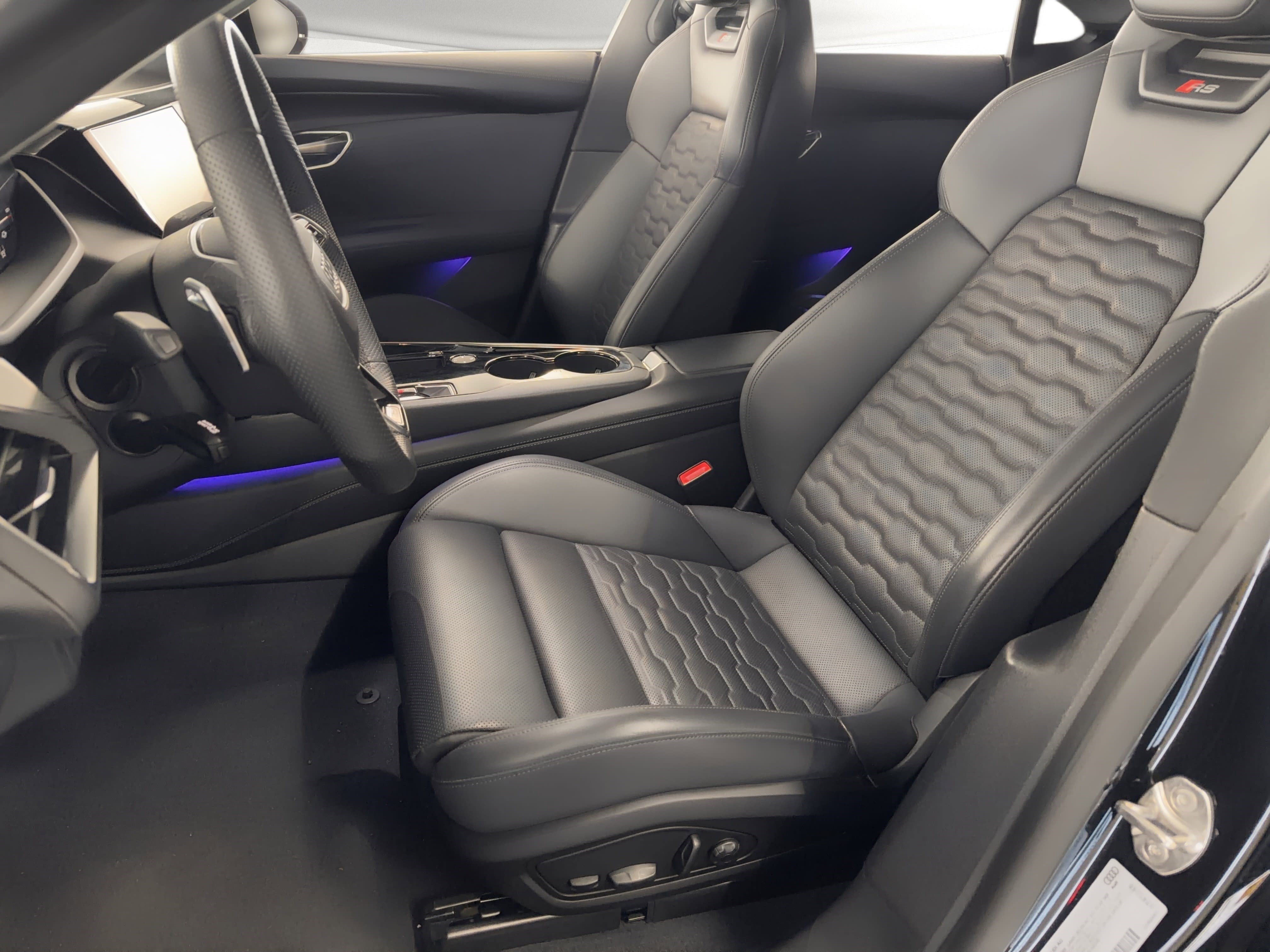 Used 2023 Audi RS e-tron GT w/ Carbon Performance Package image 5