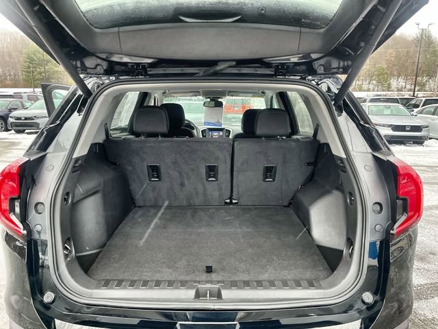 Used 2023 GMC Terrain SLE w/ Driver Convenience Package image 21