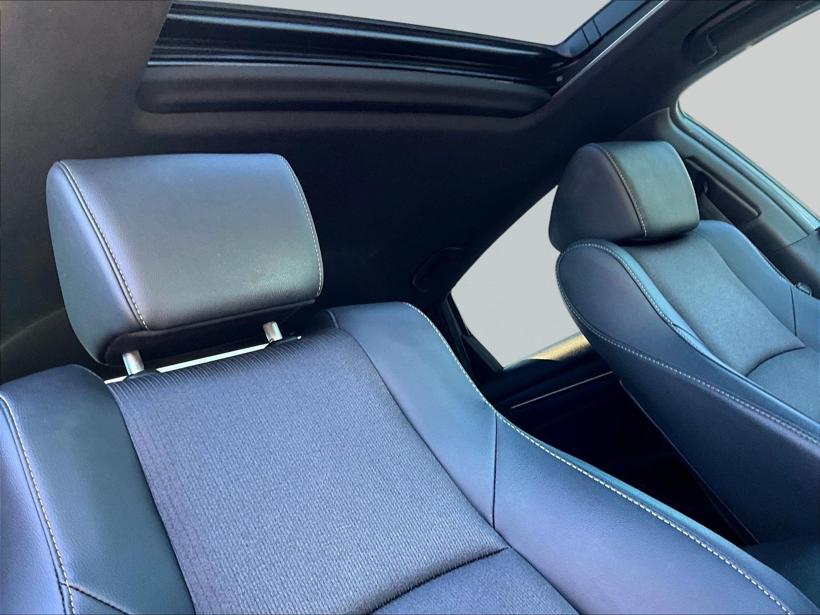 Used 2021 Honda Accord Sport image 27