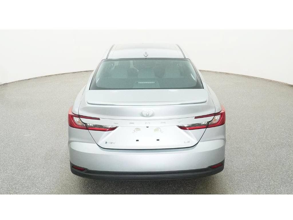 New 2026 Toyota Camry Hybrid FWD image 9