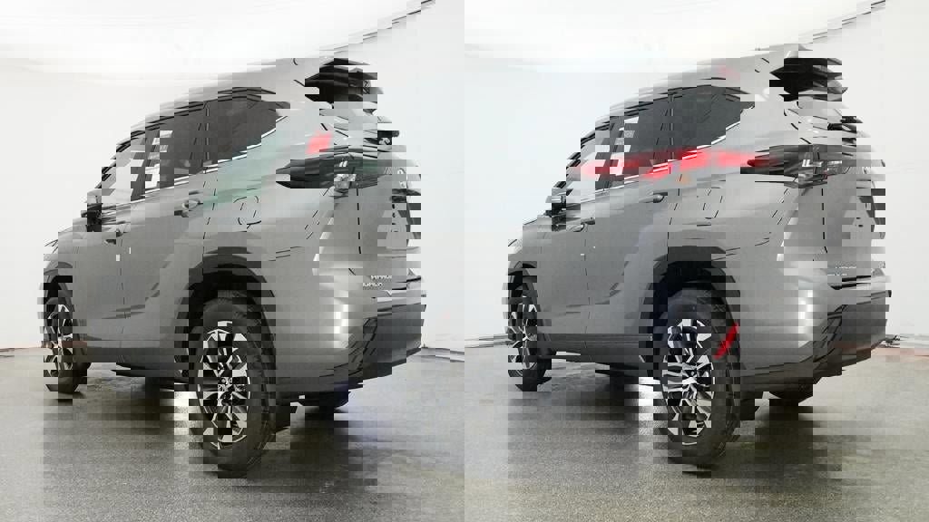 New 2026 Toyota Highlander XLE image 21