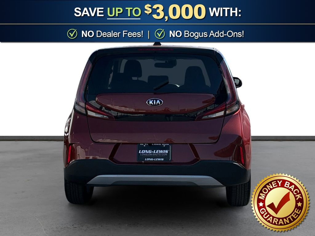 Used 2023 Kia Soul LX w/ LX Technology Package FWD image 5