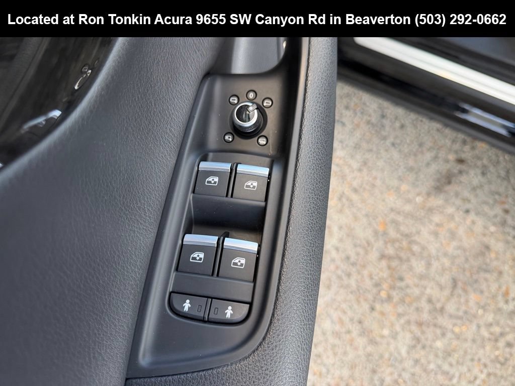 Used 2019 Audi Q7 3.0T Premium w/ Cold Weather Package AWD/4WD image 14