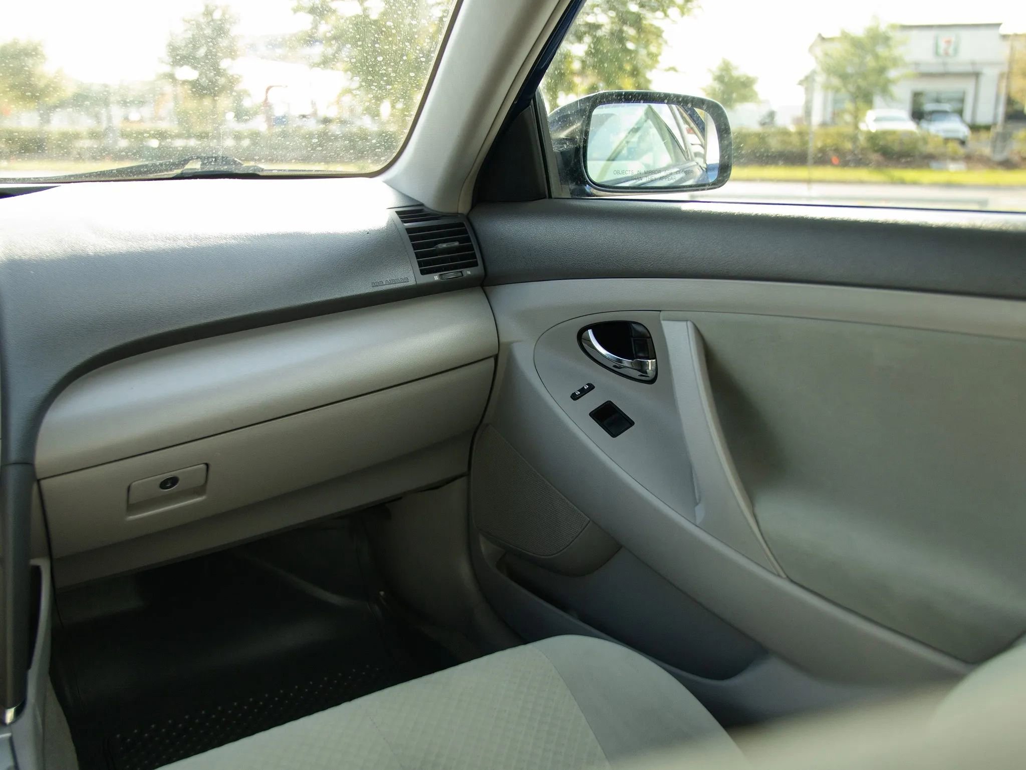 Used 2007 Toyota Camry XLE FWD image 21