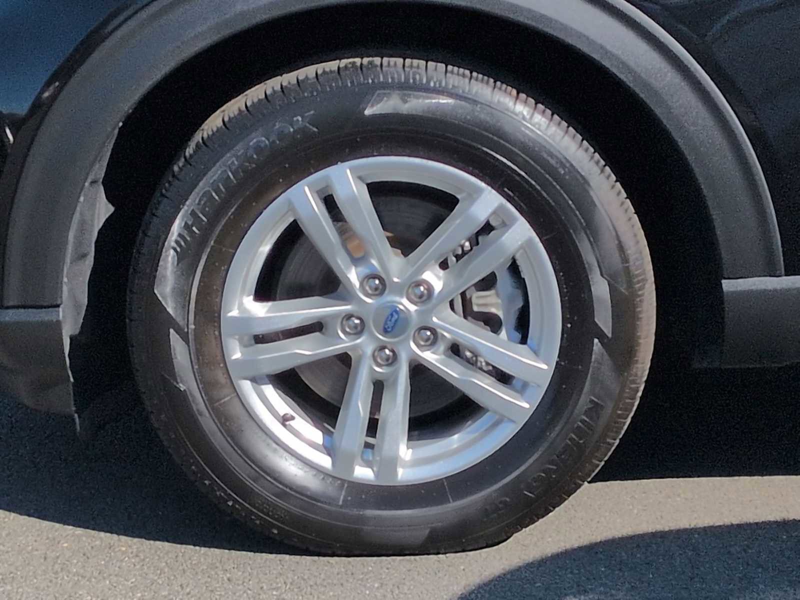 Used 2023 Ford Explorer XLT w/ Equipment Group 202A image 14