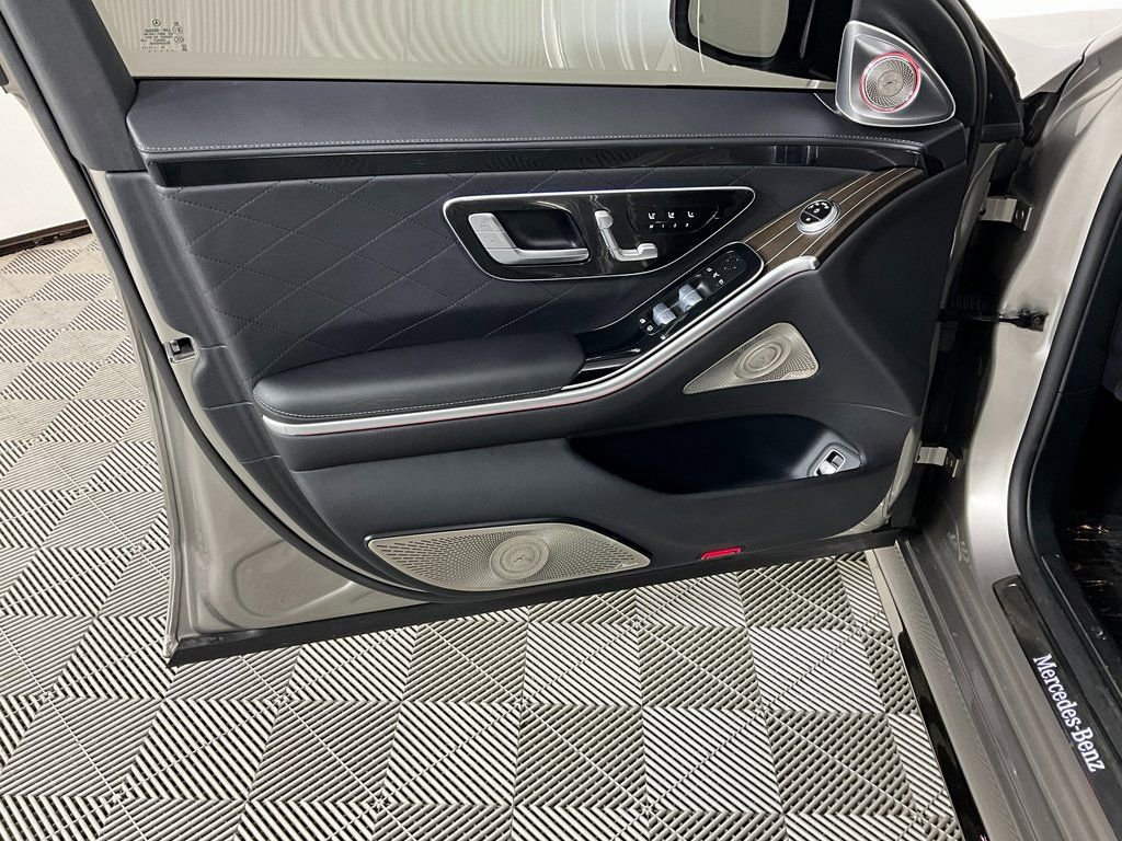 Used 2023 Mercedes-Benz S 500 4MATIC image 19