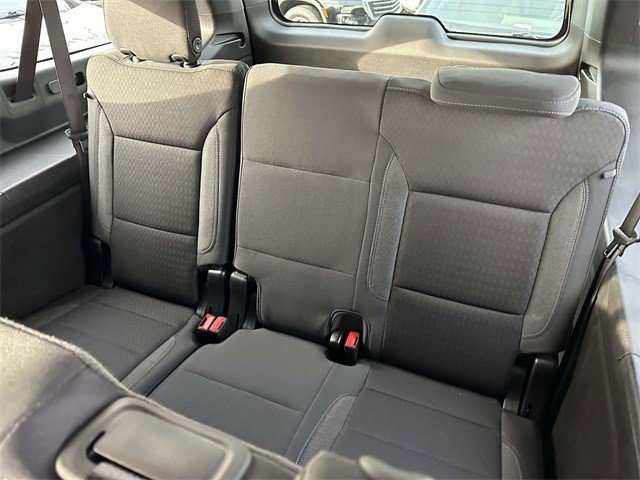 Certified 2025 Chevrolet Suburban LS w/ LPO, Dark Essentials Package image 14