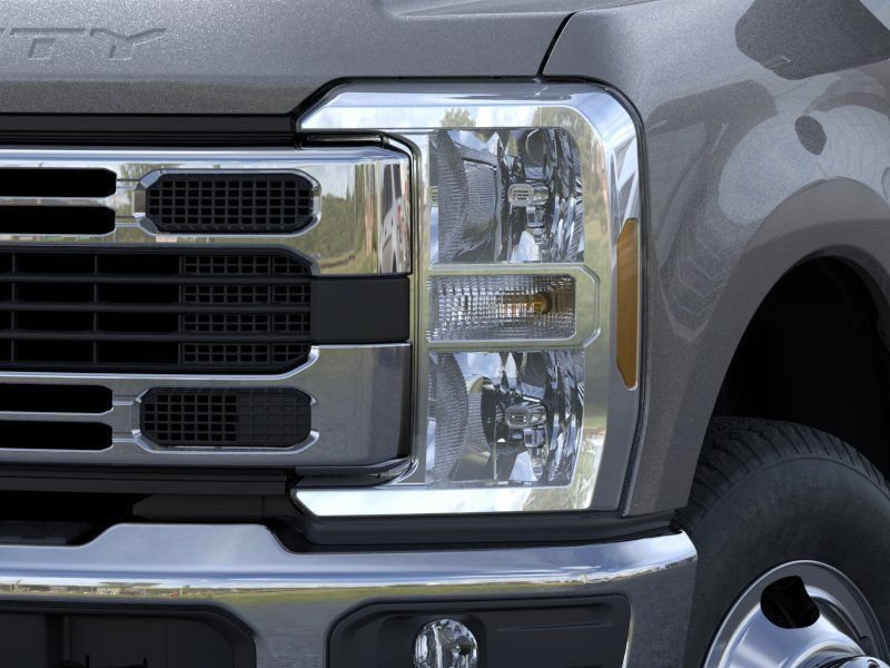 New 2026 Ford F350 XLT AWD/4WD image 18