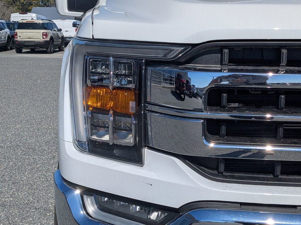 Used 2022 Ford F150 Lariat w/ Equipment Group 501A Mid image 9