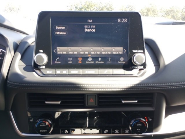 New 2026 Nissan Rogue SV image 18