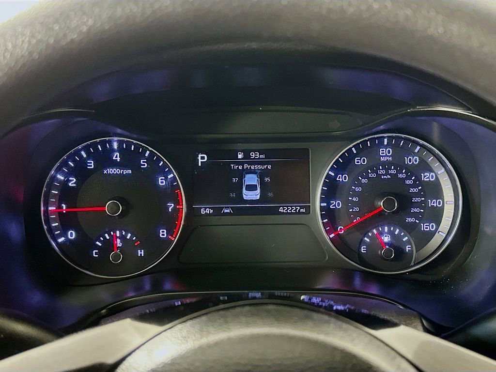 Certified 2023 Kia Forte LX image 5