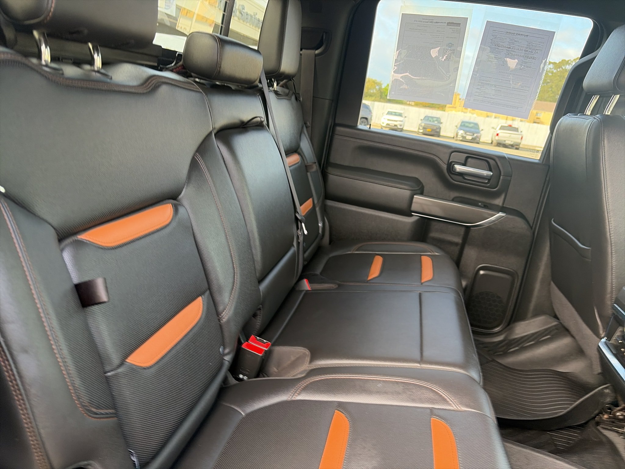 Used 2020 GMC Sierra 2500 AT4 w/ AT4 Premium Package AWD/4WD image 8