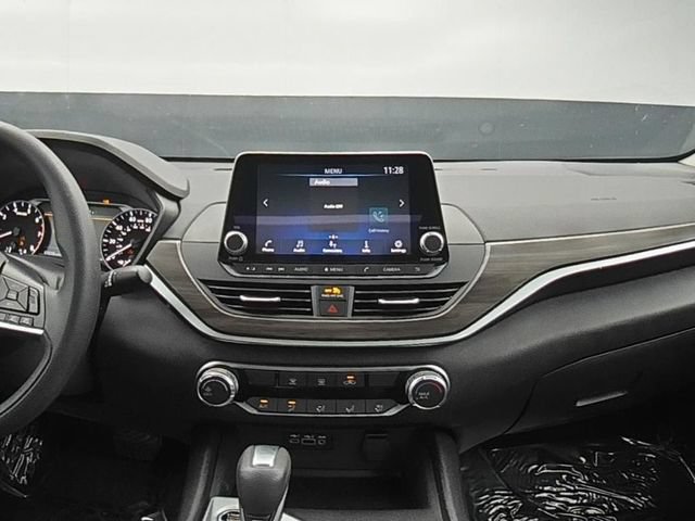 Used 2025 Nissan Altima 2.5 SV FWD image 20