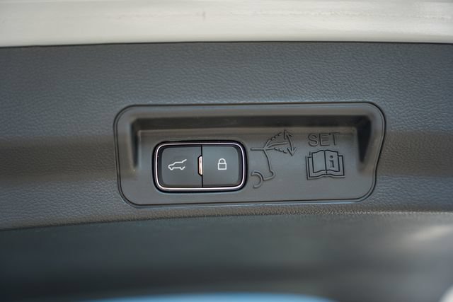 Used 2026 Ford Explorer ST-Line AWD/4WD image 14