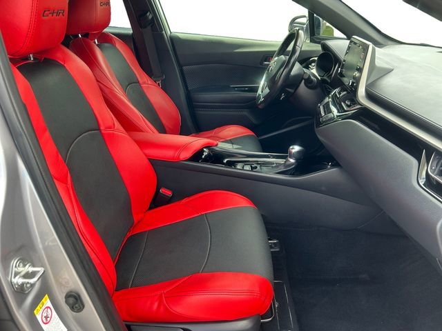 Used 2019 Toyota C-HR XLE FWD image 16