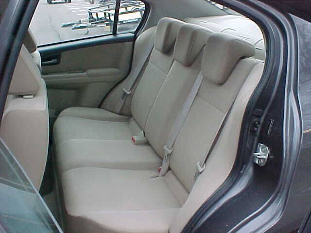 Used 2010 Suzuki SX4 LE FWD image 9