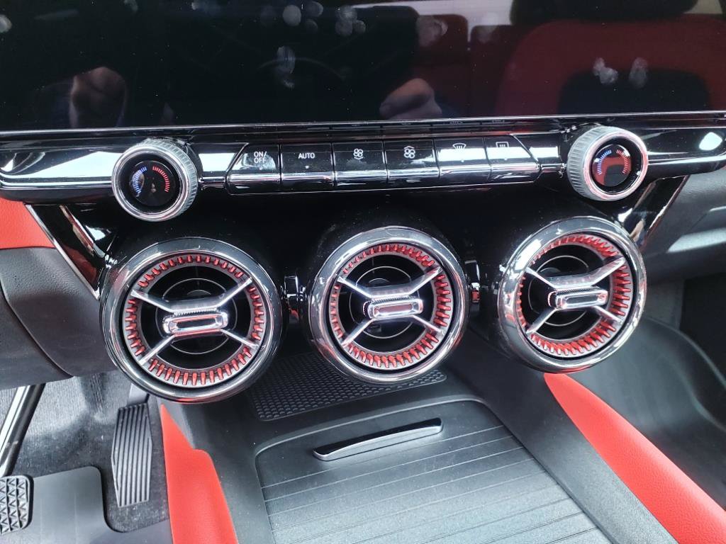 New 2025 Chevrolet Blazer EV RS AWD/4WD image 18