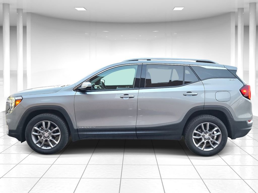 Used 2024 GMC Terrain SLT image 6