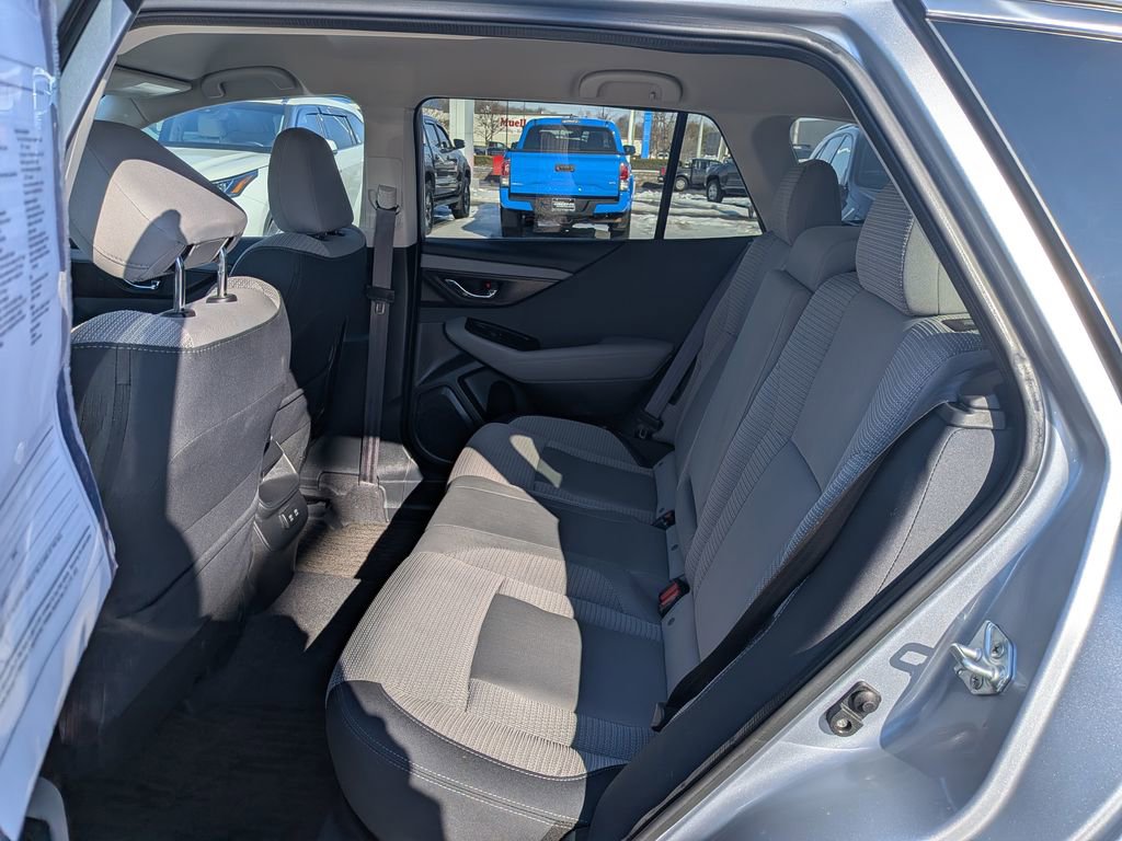 Used 2021 Subaru Outback Premium image 10