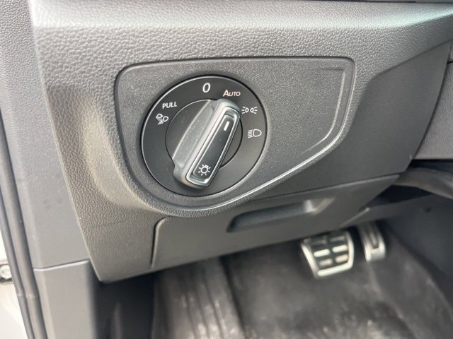 Used 2023 Volkswagen Atlas SEL Premium image 18