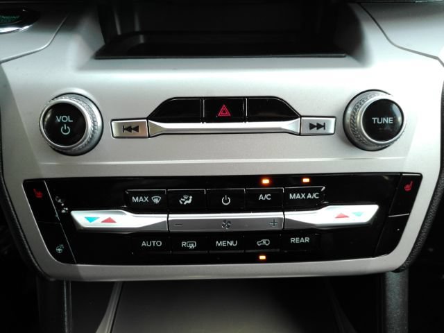 Used 2023 Ford Explorer XLT w/ Equipment Group 202A RWD image 43
