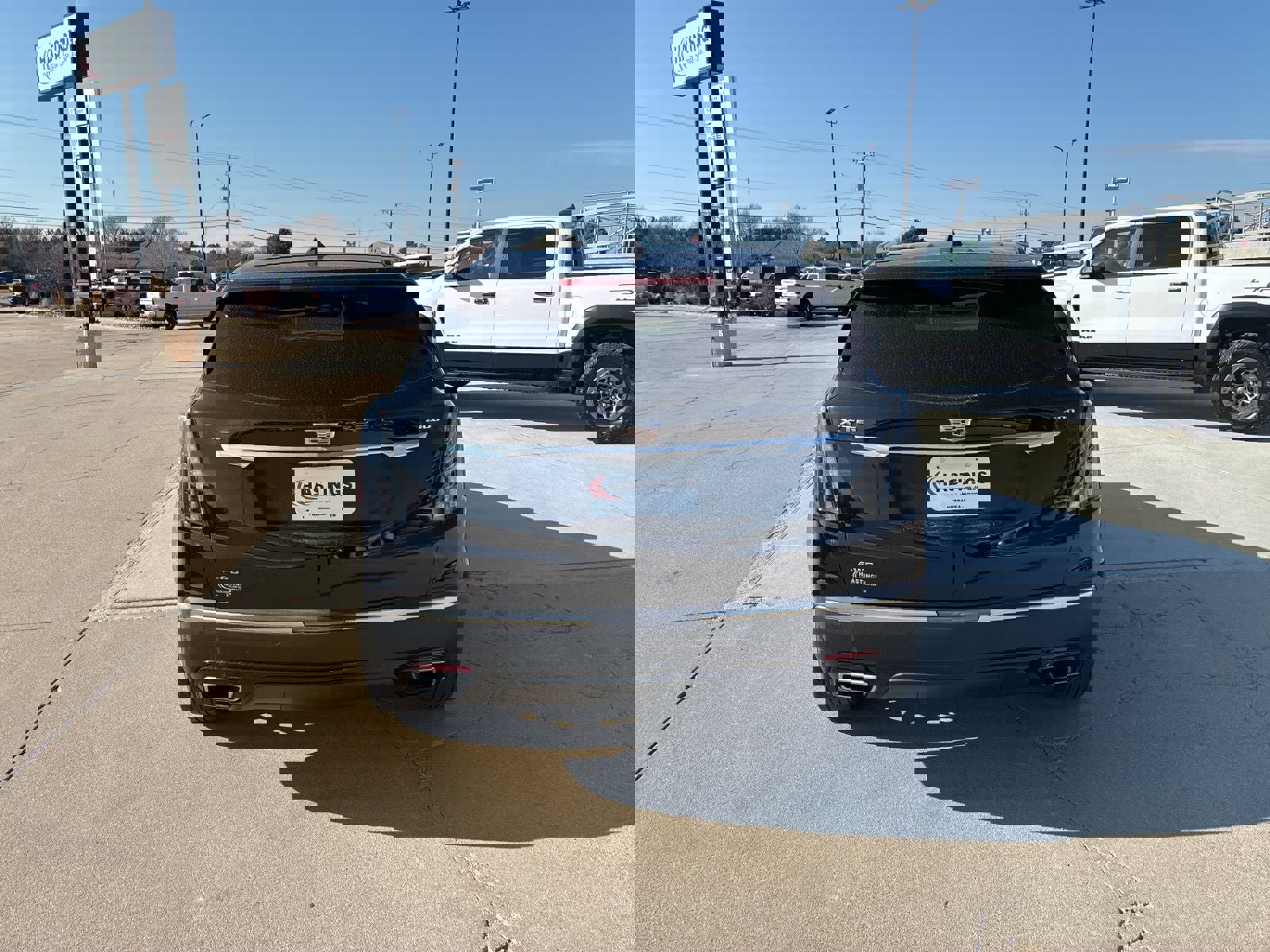 Used 2023 Cadillac XT5 Sportv w/ Technology Package image 4